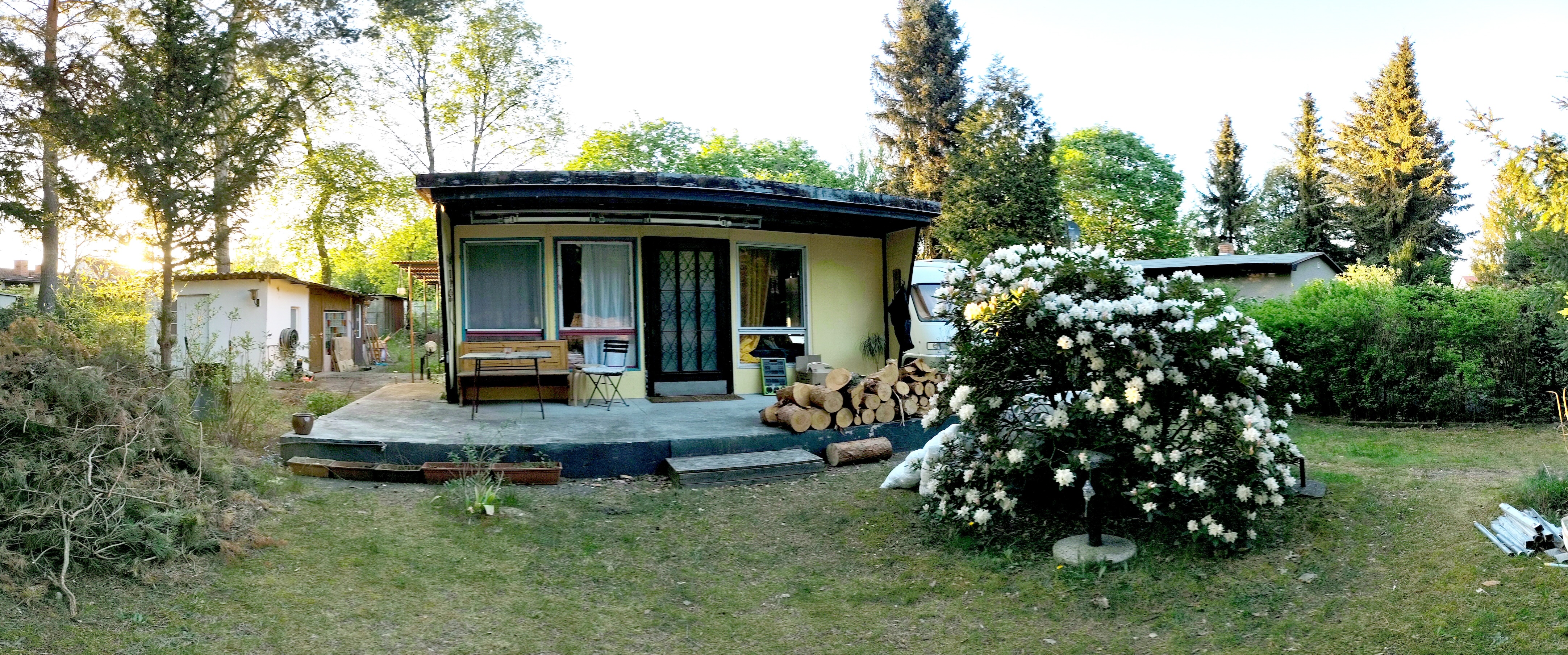 The little yellow weekend summer house